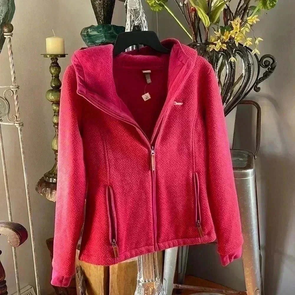 Bench women’s fleece jacket. Size small.